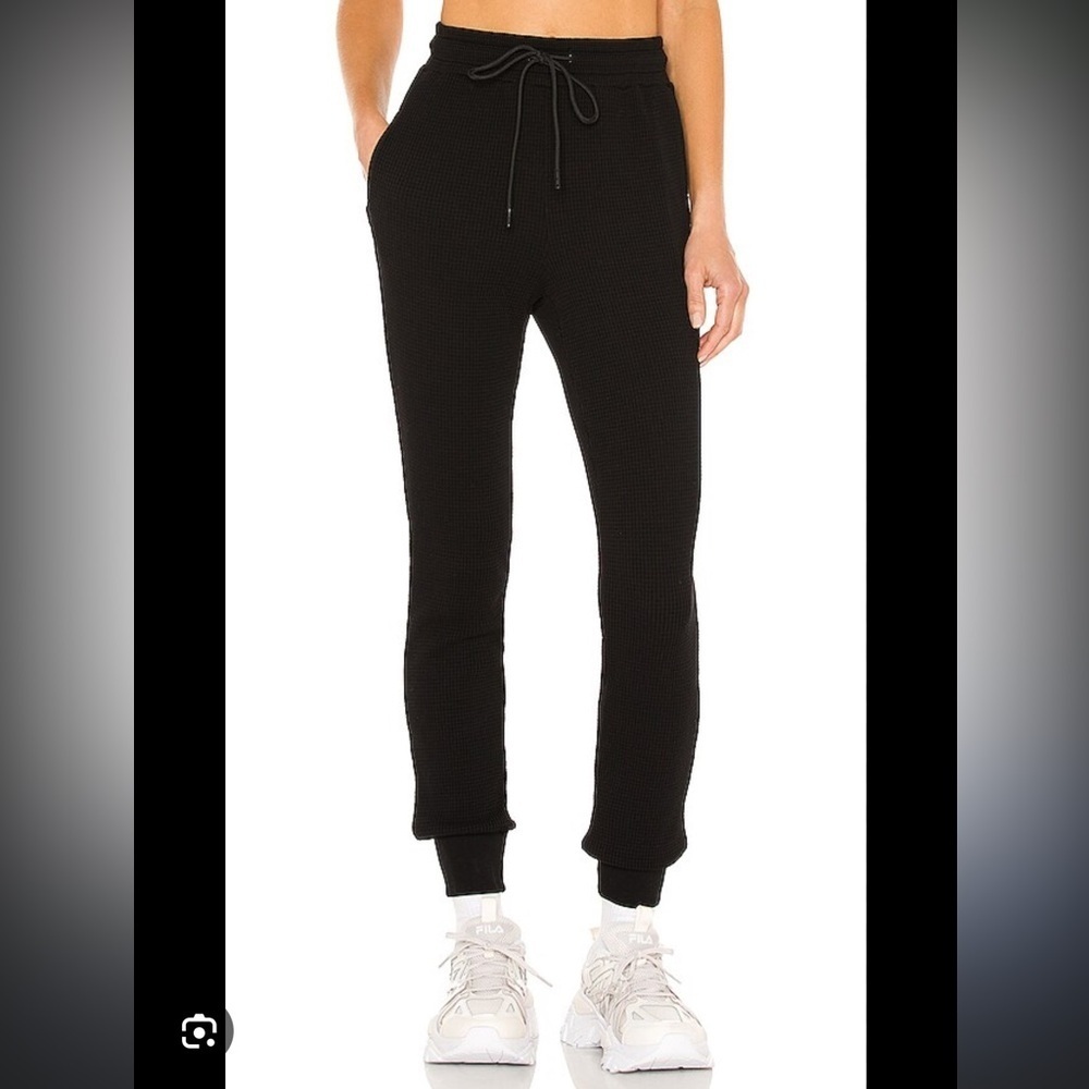 The Monaco Thermal Jogger in Jet Black